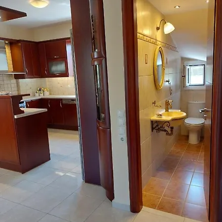 Santa Marina Sxoinias Villa Schinias