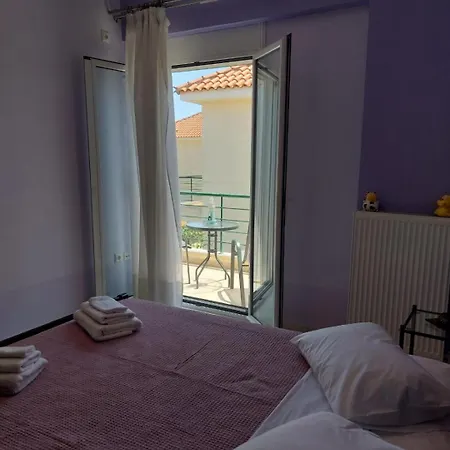 Villa Santa Marina Sxoinias *
