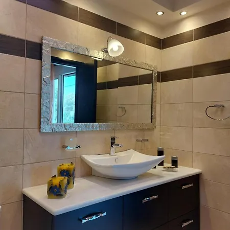 Villa Santa Marina Sxoinias